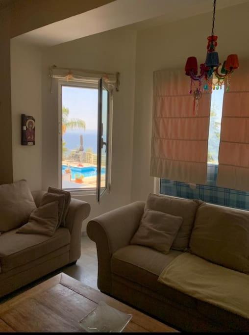 Marine'S Lux Villa:Golden Sunset Kalamáta Buitenkant foto